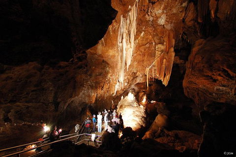 Jenolan Caves: Temple Of Baal Cave Tour - Food Delivery Shop 1