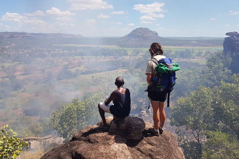 Arnhem Land Injalak Hill Full-Day Tour From Darwin - Food Delivery Shop 9