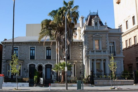 Adelaide Airport Transfers : Airport ADL To Adelaide City In Luxury Car - Food Delivery Shop 4