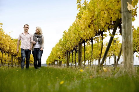 2-Day Private Daylesford & Macedon Ranges Gourmet Food Trail Tour From Melbourne - Food Delivery Shop 1