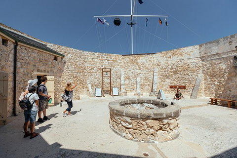 Fremantle Icons & Gems Of Perth Private Tour With A Local - Food Delivery Shop 6