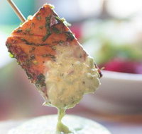 Rhonda's Bar - Food Delivery Shop