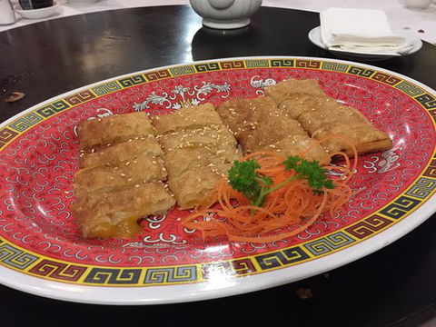 Shangri-la Inn Restaurant - Pet Food Australia 0