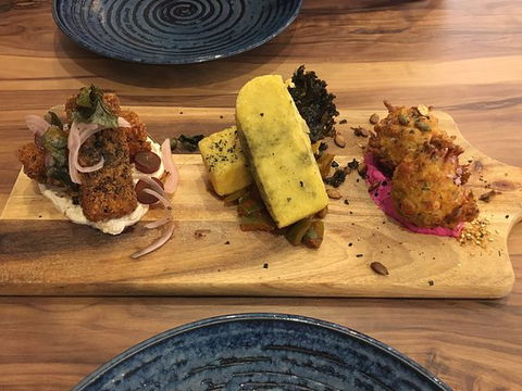 Biscottini Cafe Bar Restaurant - Food Delivery Shop 0