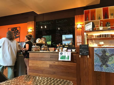 Wishing Tree Cafe - Pet Food Australia 0