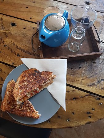 By The Falls - Pet Food Australia 0