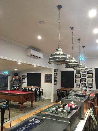 Hearn's Meredith Hotel - Food Delivery Shop 0