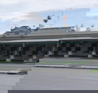 Macalister Hotel - Pet Food Australia