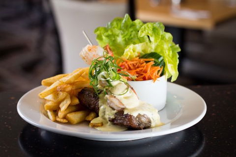 Dan N Tiffany's - Food Delivery Shop 0