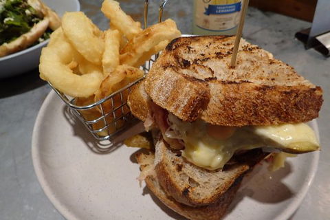 Sourdough Bakery - Food Delivery Shop 0