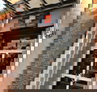 Postman's Tavern - Pet Food Australia