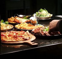 The Windsor Castle Hotel - Food Delivery Shop