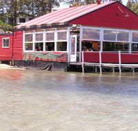 Quarterdeck - Food Delivery Shop