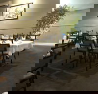 Rose's Restaurant - Pet Food Australia