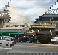 Trappers Bakery - Food Delivery Shop