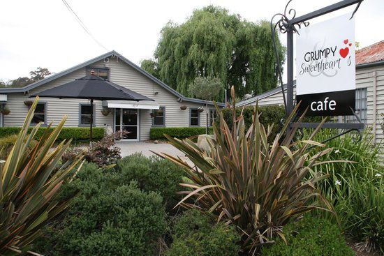 Maloneys Beach NSW Food Delivery Shop