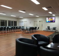 Holbrook Returned Servicemen's Club Restaurant - Food Delivery Shop