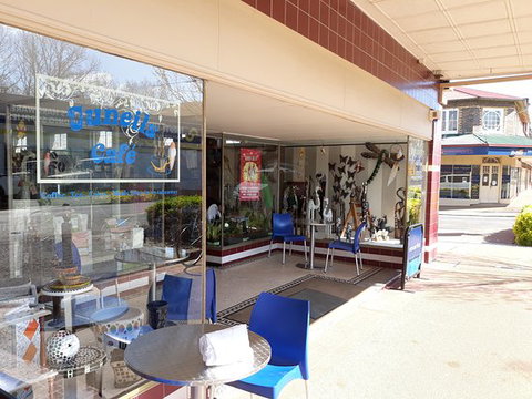 Juneil's - Pet Food Australia 0