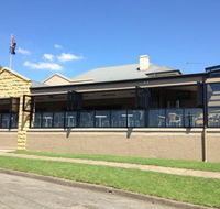 The Junction Inn Hotel - Food Delivery Shop