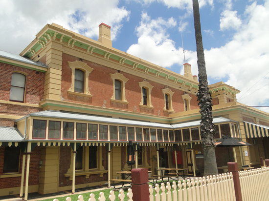 Junee NSW Pet Food Australia