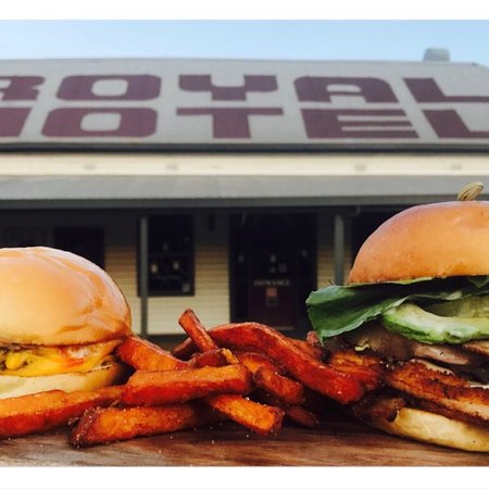 The Royal Hotel Narromine - Pet Food Australia 0