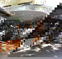 Gus' Place - Pet Food Australia