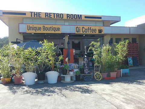 The Retro Room - Food Delivery Shop 0