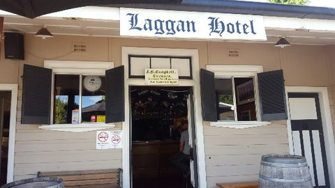 Laggan Hotel - Pet Food Australia 0