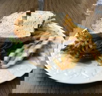 Tattersalls Club Hotel - Pet Food Australia