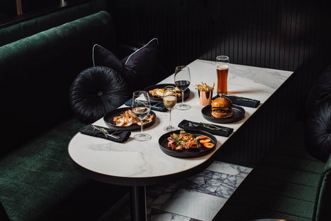 THE DEN - Food Delivery Shop 2