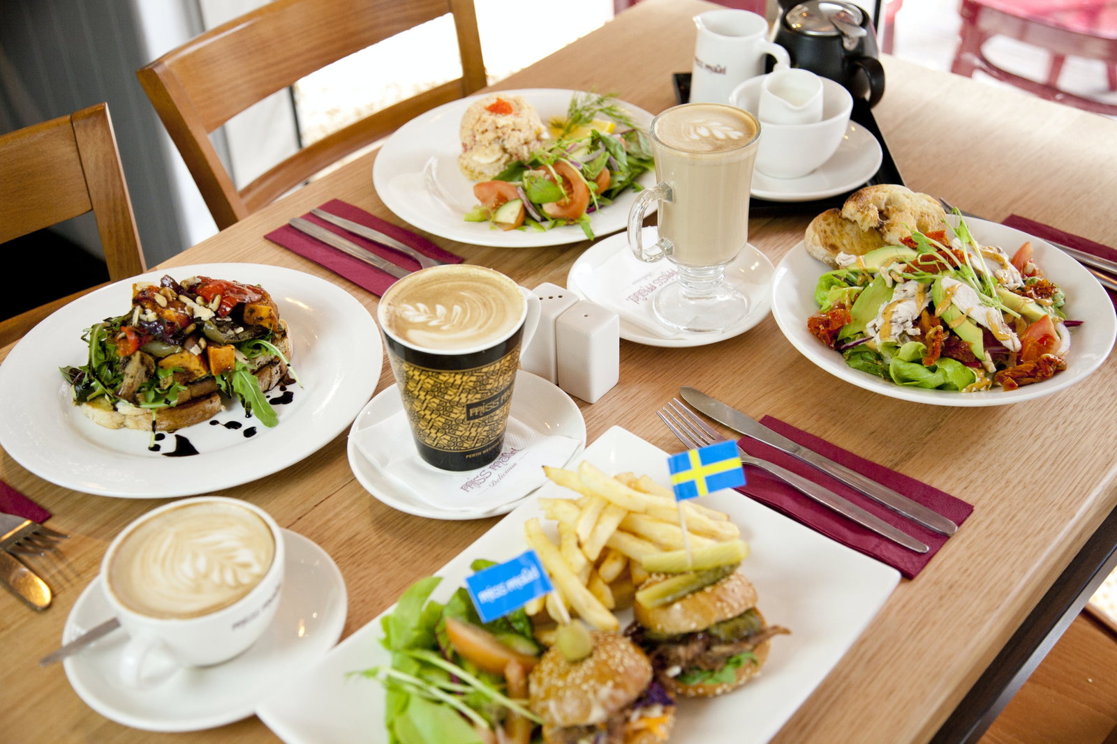  Food Delivery Shop