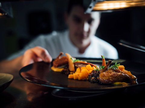 The Point Revolving Restaurant - Food Delivery Shop 1