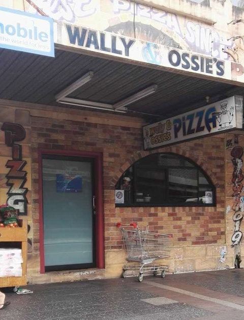 Wally & Ossie's Pizza - Pet Food Australia 0