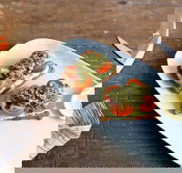 Wings and Tins - Pet Food Australia