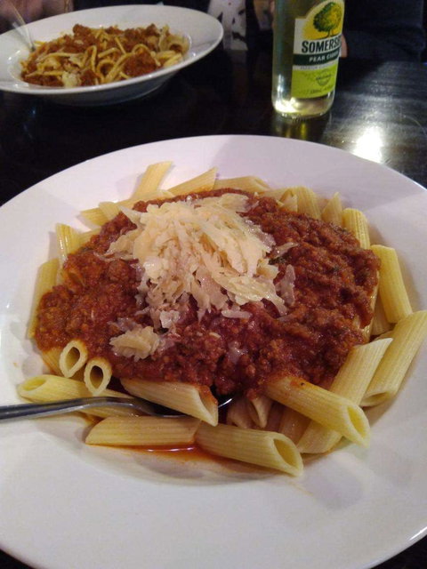 Yarra Valley Restaurant & Courtyard - Pet Food Australia 0