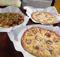 Zahra's Pizza and Munoosh - Food Delivery Shop