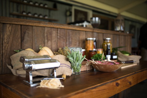 Long Table Cafe - Pet Food Australia 2