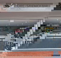 Peckish on the Park - Pet Food Australia