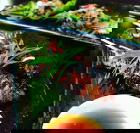 Dainty Dowager - Pet Food Australia