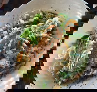 Lucky Star Tavern - Food Delivery Shop