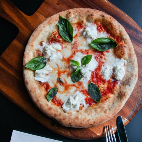 Fratelli Famous Pizzeria - Penrith - Food Delivery Shop 0