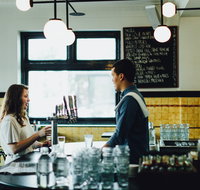 Builders Arms Hotel - Food Delivery Shop