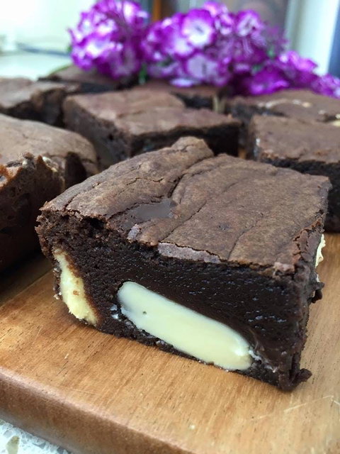 The Broken Oar - Pet Food Australia 0