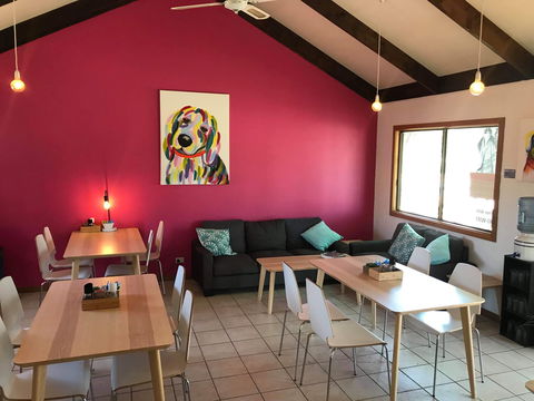 The Fat Beagle Coffee Shop - Pet Food Australia 1