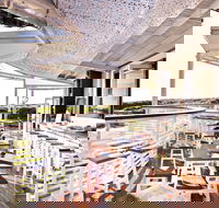 Bronze Kiosk - Food Delivery Shop