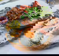 Monty's Place - Food Delivery Shop