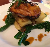 The Royal Oak Bistro - Food Delivery Shop