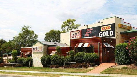 Highland Park Tavern - Pet Food Australia 0