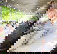 Howard Vineyard - Clover  Stone Resturant - Food Delivery Shop