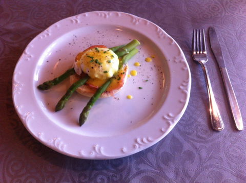 Riverside Bar And Restaurant: Mount Seaview Resort - Pet Food Australia 0